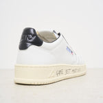 Sneakers uomo Medalist bianca e nera. AULM ML02 AUTRY 