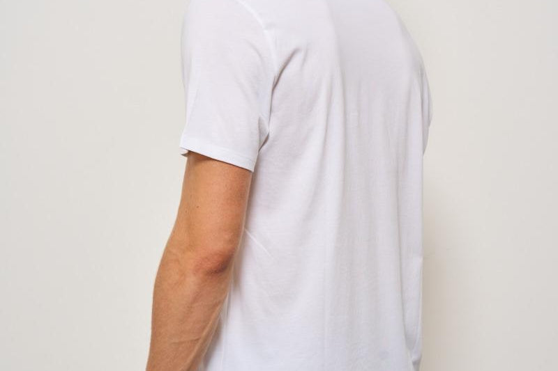T-shirt uomo girocollo bianco TH6709 001 LACOSTE 