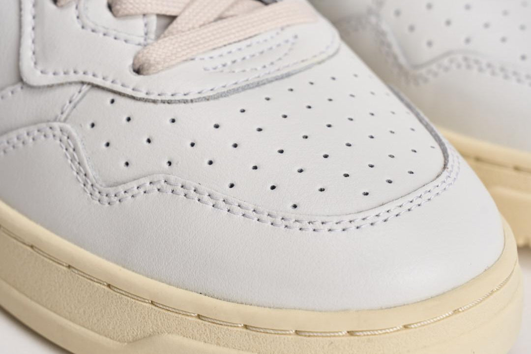 Sneakers uomo Medalist Low bianca e verde AULM LL20 AUTRY 