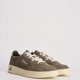 Sneakers uomo Medalist low suede verde militare AULM UH04 AUTRY 