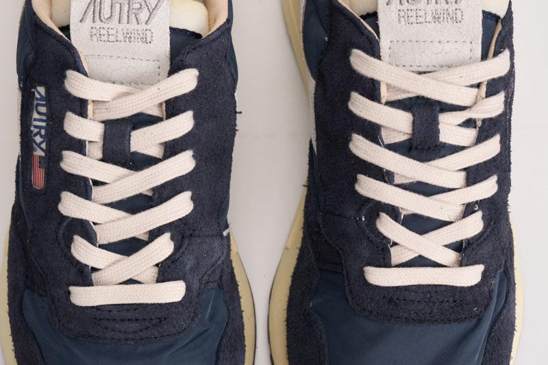 Sneakers Reelwind low blu notte WWLM NC30 AUTRY 