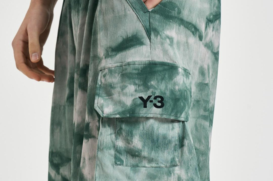 Bermuda uomo cargo fantasia verde K5521 MULTCO Y-3 