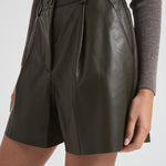 Bermuda donna in pelle oliva D210595S MACIOCK007OLIVA P.a.r.o.s.h. 