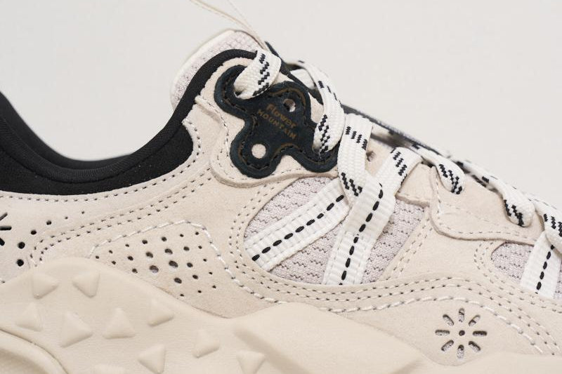 FLOWER MOUNTAIN 0N01MESHOFFWHITE