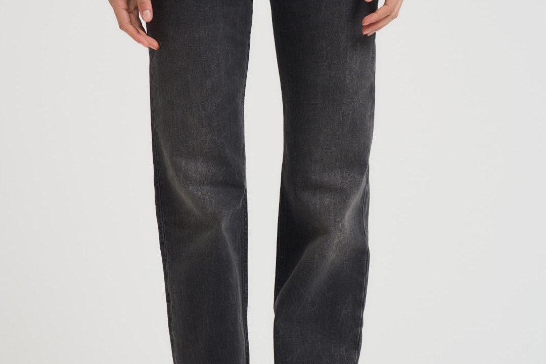 Jeans donna gamba dritta in denim nero STAR BLACKWASH HAIKURE 