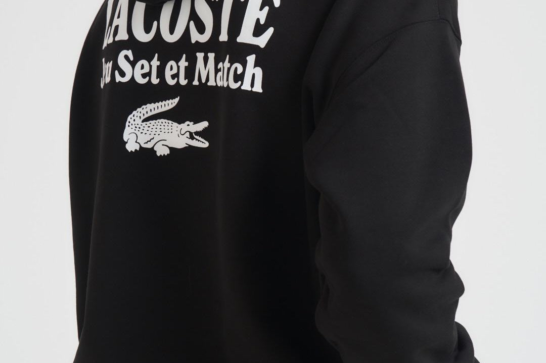 Felpa uomo con cappuccio con stampa multipla nera SH5947 031 LACOSTE 