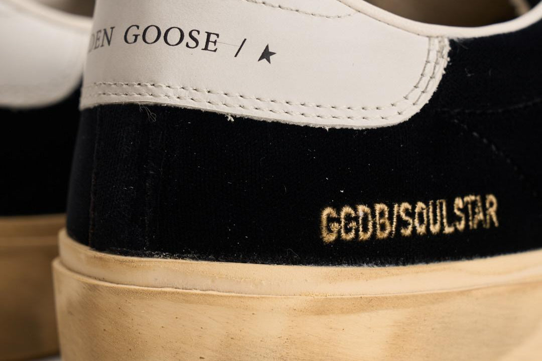 Sneakers uomo Soul-Star in velluto nere GMF00464 F00505590415 GOLDEN GOOSE 