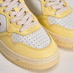 Sneakers donna Medalist gialla AULW WB63 AUTRY 