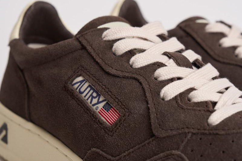 Sneakers uomo Medalist low suede marrone AULM UH08 AUTRY 