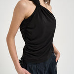 Top donna monospalla con nodo nero 106544A37V KRISTELZ99 PINKO 