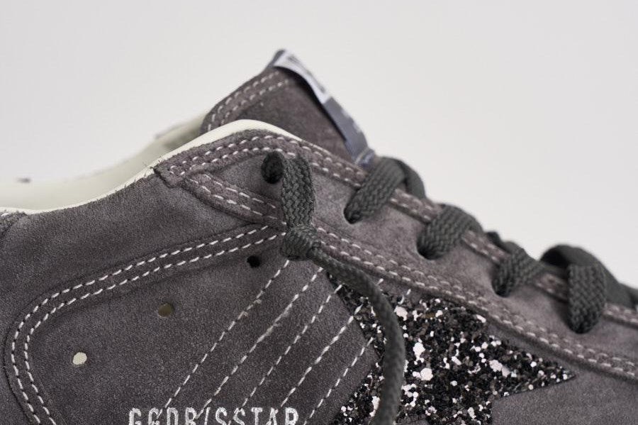 Sneakers donna Super Star in suede grigio GWF01002 F00814160661 GOLDEN GOOSE 