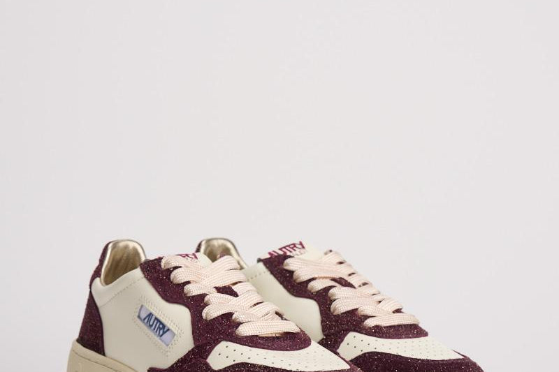 Sneakers donna Medalist in suede bordeaux AULW TA05 AUTRY 