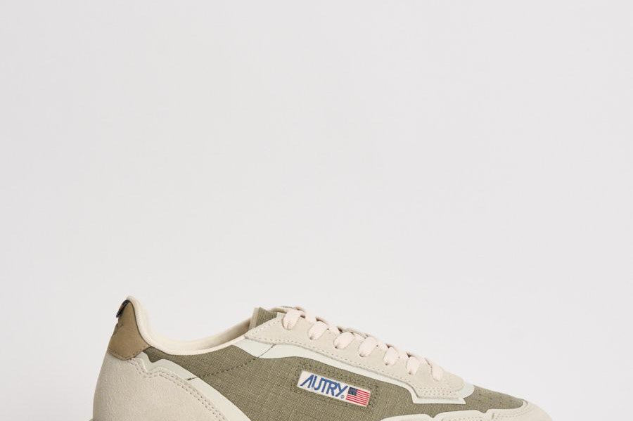 Sneakers uomo Wildpace in suede beige e verde LDLM CO03 AUTRY 