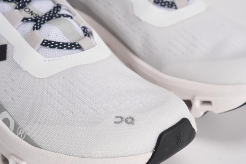 Sneakers monster donna MONSTER. ALL WHITE ON RUNNING 