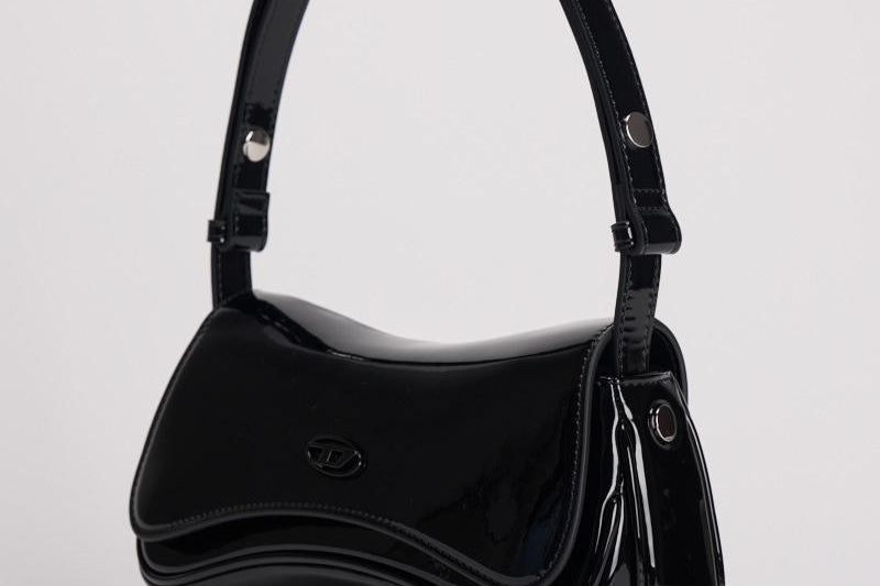 Borsa donna Play nera lucida X10202 P6255HA881 DIESEL 