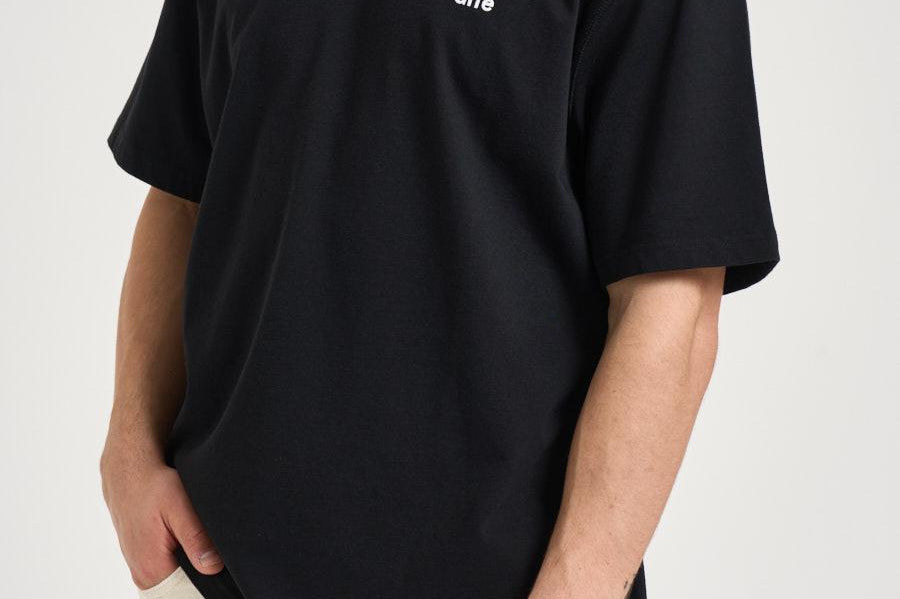T-shirt uomo con stampa nera 143T 1 ARTE ANTWERP 