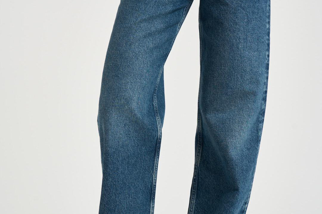 Jeans donna gamba dritta in denim blu A317 1254FORM AGOLDE 