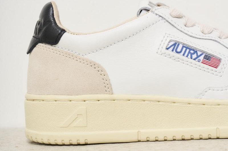 Sneakers donna medalist low in pelle e suede AULW LS21 AUTRY 