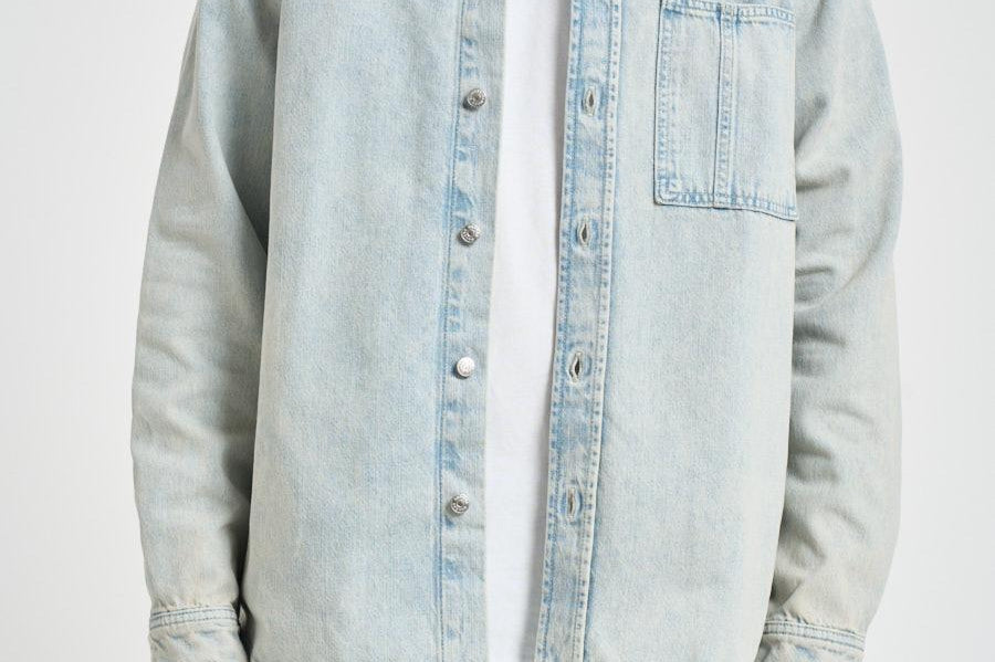 Camicia uomo in denim chiaro M26100006 PALECLOUD SAMSØE SAMSØE 
