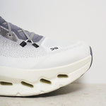 Sneakers uomo Cloudtilt bianche e grigie 3ME10103247 IVORY ON RUNNING 