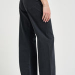 Jeans donna gamba dritta in denim nero WINNTTWILL CARBON HAIKURE 