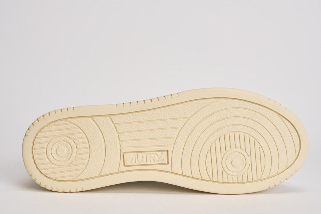 Sneakers donna Medalist bianca e cipria AULW SW02 AUTRY 