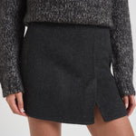 Minigonna donna Leak grigio antracite D630611 LEAK020ANTRACITE P.a.r.o.s.h. 