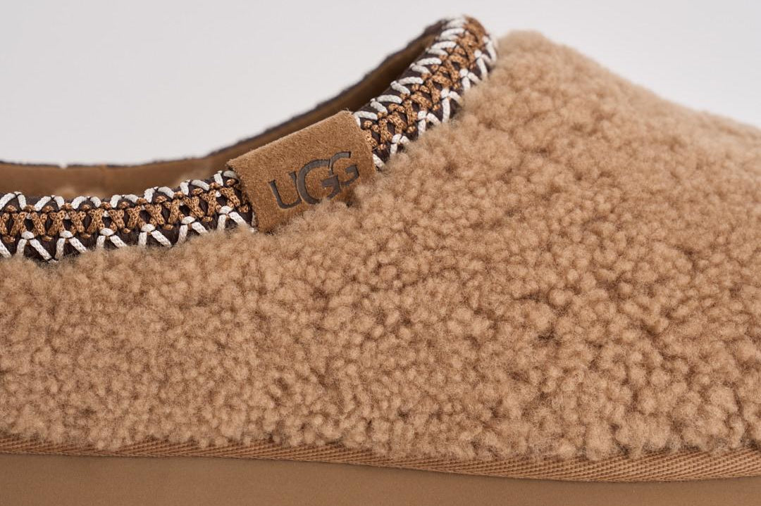 Mule donna Tasman Curly cammello 1158356 CHESTNUT UGG 