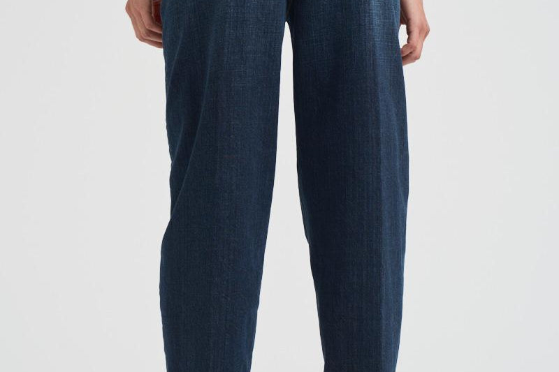 Jeans donna Bessie carrot fit in denim scuro DP784 DFE311800 DONDUP 