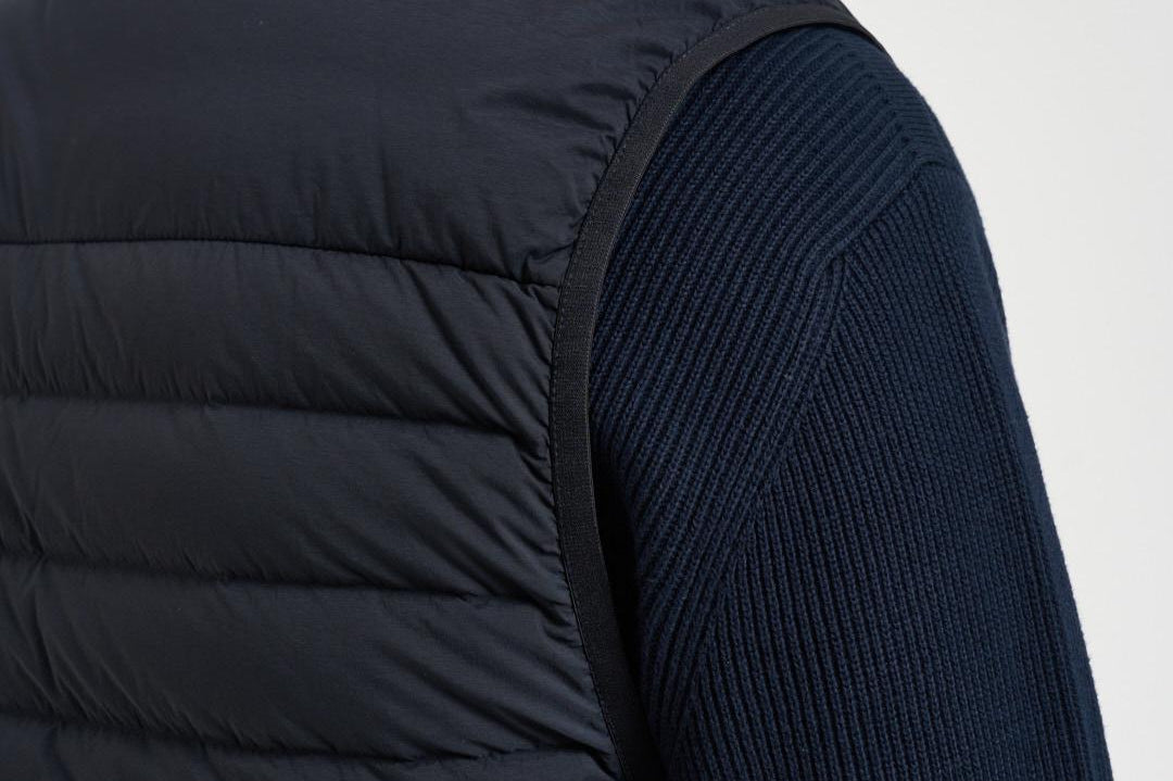 Gilet uomo con zip blu G100007 S0183V0020 STONE ISLAND 