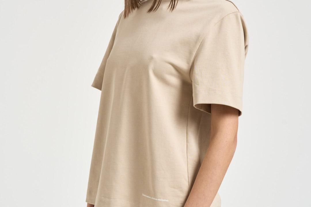 T-shirt donna Segunda beige con fiocco sul retro Y6SJ13 V62 SEMICOUTURE 