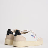 Sneakers donna medalist low in suede e nera AULW LS21 AUTRY 