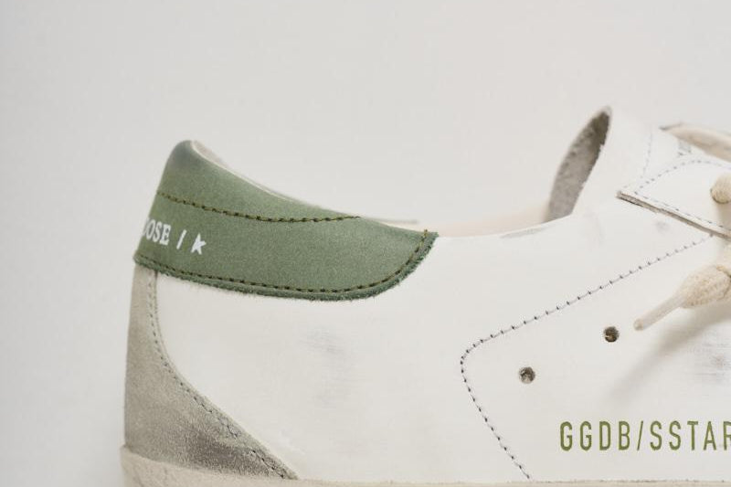 Sneakers uomo Super-Star bianco GMF00102 F00689911726 GOLDEN GOOSE 