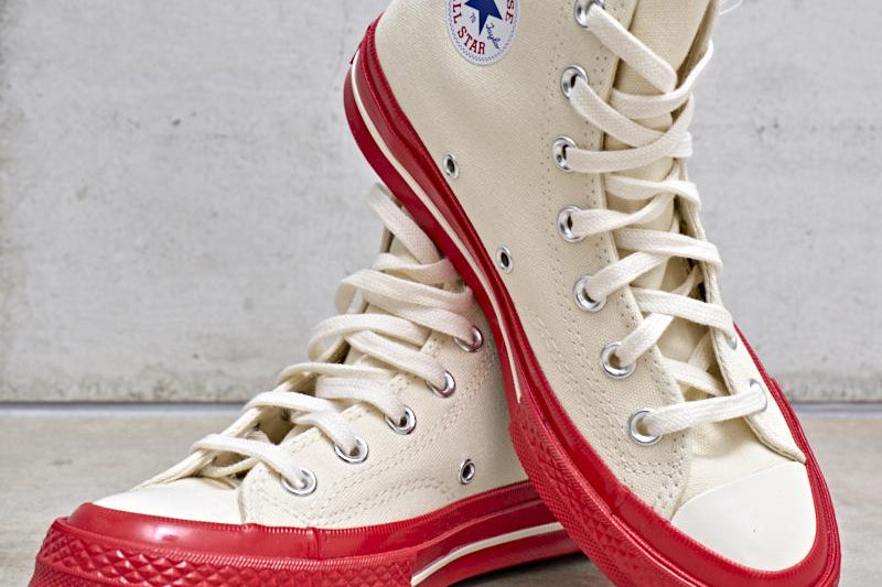 COMME DES GARCON PLAY K124OFFWHITE