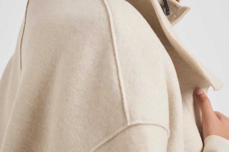 Cappotto donna corto doppiopetto panna AG2484 MLK410 HARRIS WHARF LONDON 