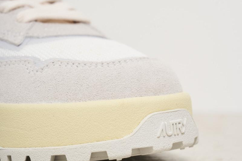 Sneakers uomo Wild pace beige LDLM AK01 AUTRY 