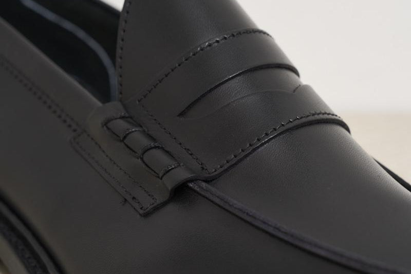 Mocassino uomo Adam in pelle nero ADAM BLACK TRICKER'S 