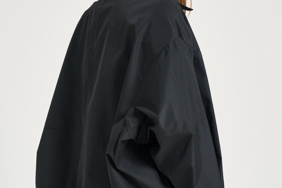 Giacca donna Maxim impermeabile nera F6SY37 Y69 LIVIANA CONTI 