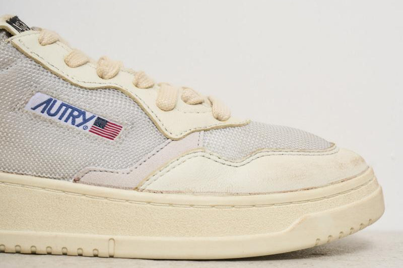 Sneakers uomo Super vintage panna e beige AVLM DA03 AUTRY 
